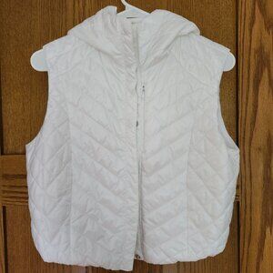 Lululemon Pearl White Packable Puffer Hoodie Vest Size 10